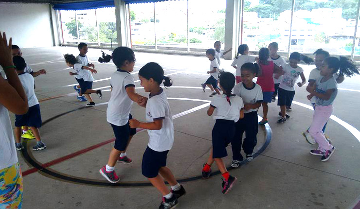 Unidades Educacionais da DRE Butantã participam de revitalização do Largo  da Batata