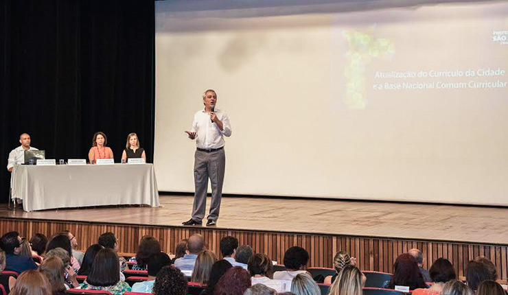 Evento promove debate sobre Conselhos Escolares  Secretaria Municipal de  Educação - Secretaria Municipal de Educação