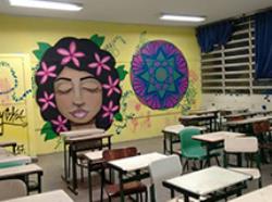 Grafiteiras renovam 16 salas de aula em EMEF na zona leste