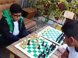 Chess in Bus - Além das Paredes da Sala de Aula