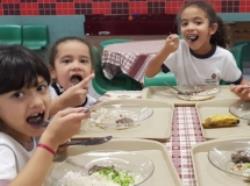 Secretaria Municipal de Educação promove curso de Alimentação Escolar Saudável na Rede Municipal de Ensino