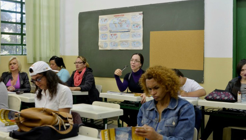 Imagem de sala de aula do CIEJA