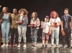 Estudantes apresentam poesias autorais no II Slam Nossa Voz