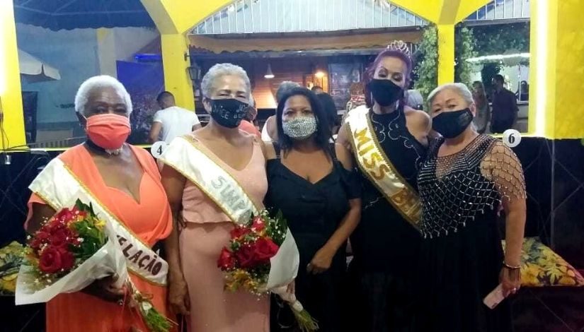 Cinco senhoras vencedoras do Concurso Miss Beleza não tem idade