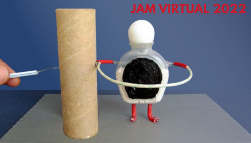 Arte com o texto "JAM Virtual 2022" e um aparelho feito com materiais recicláveis com aparência humana que vai executar a ação de pular corda.
