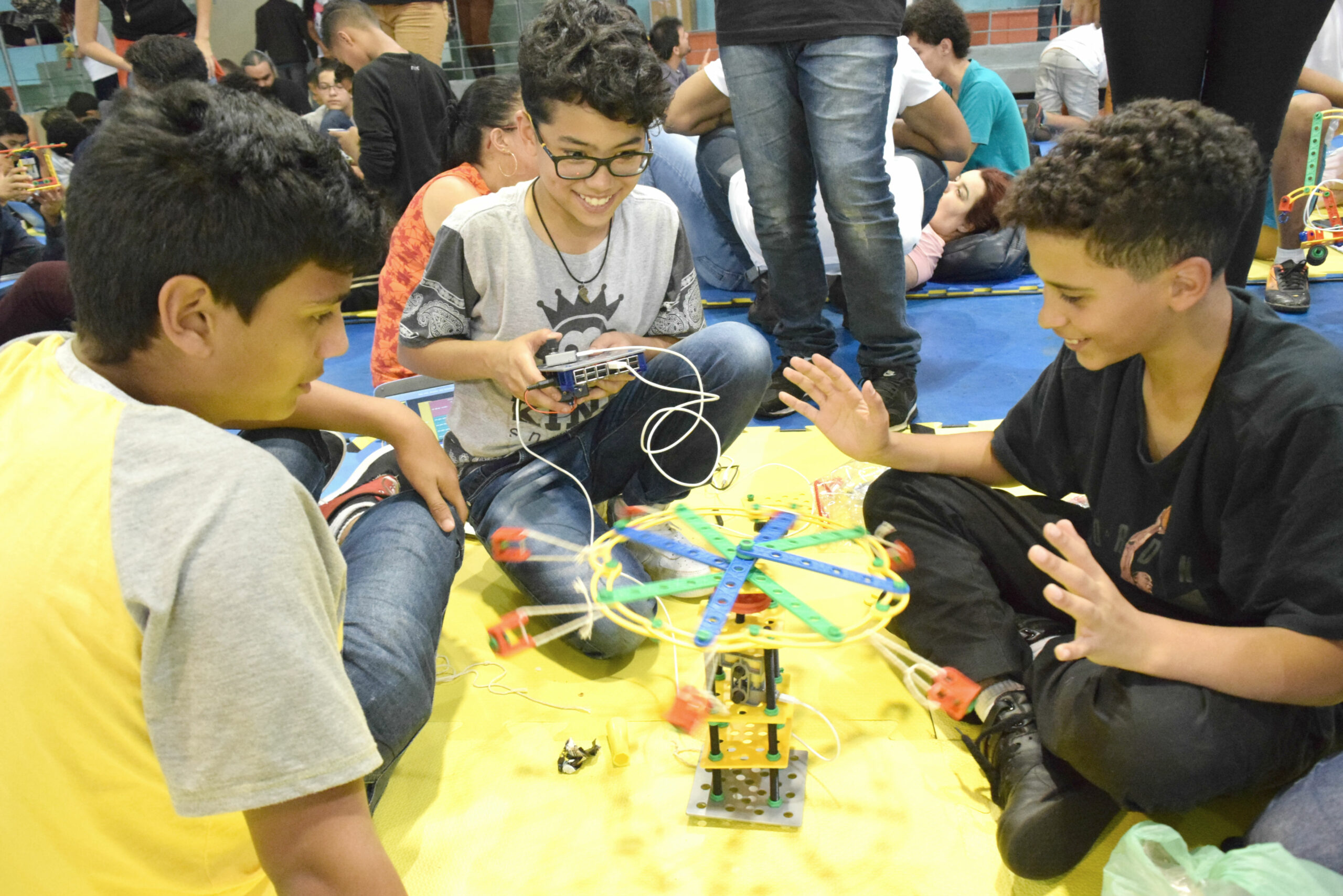 Live da educação municipal apresenta tecnologias para aprendizagem