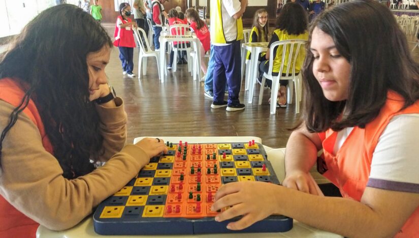 Palestra de xadrez programa escola ativa