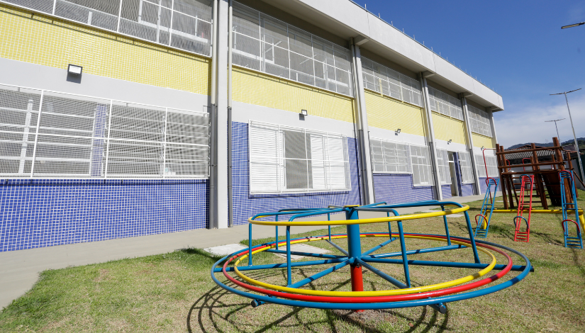 Fachada da unidade escolar CEI Elza Soares