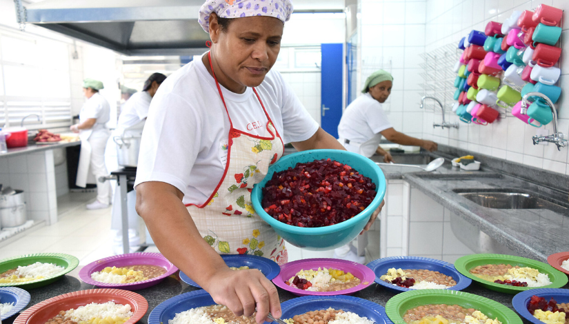 Cozinheira Preparação Pratos Codae