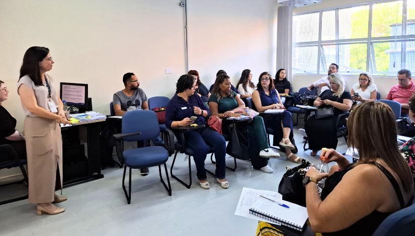 fotografia da reunião do Diálogos Formativos