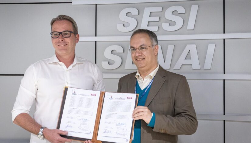Secretário Fernando Padula Assina Parceria Com O Sesi Para Oferta De Aulas De Matemática No Contraturno