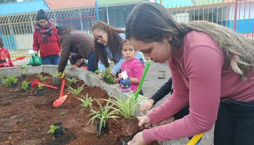 Espaços Foram Revitalizados Com O Apoio De Toda A Comunidade Escolar