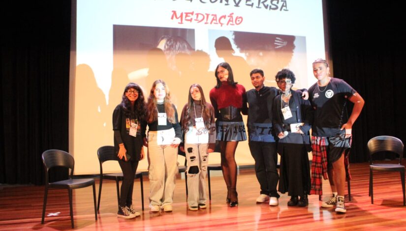 Integrantes da roda de conversa