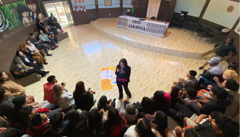 Roda de conversa sobre saúde no CECI Jaraguá.