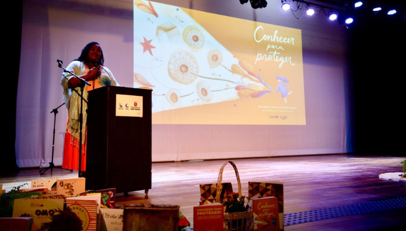 Secretaria Municipal da Educação lança versão impressa de documento “Conhecer para Proteger: enfrentando a violência na primeira infância”