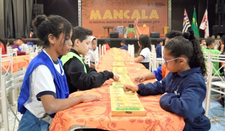 DRE Butantã promove o 1°Festival de Mancala Awelé  Secretaria Municipal de  Educação - Secretaria Municipal de Educação